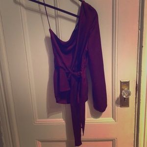 One sided sleeve Blouse